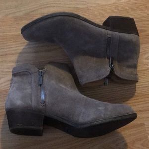 Lucky Brand Booties Light Brown Suede